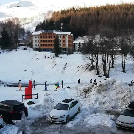 Appartement 2 Alpes, Proche Buissonnière, Ménage Inclus, Balcon, Parking