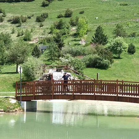 2 Alpes, Pied De Piste, Menage Inclus, Balcon, Parking *