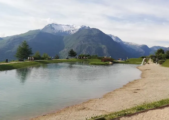 アパート 2 Alpes, Pied De Piste, Menage Inclus, Balcon, Parking レ・デュー・アルプ